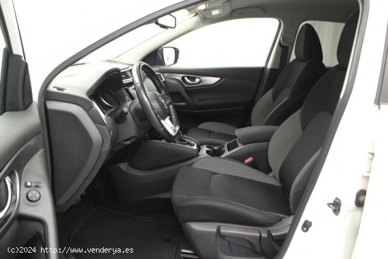 Nissan Qashqai 1.2 DIG-T N-CONNECTA AUTO 5P - 