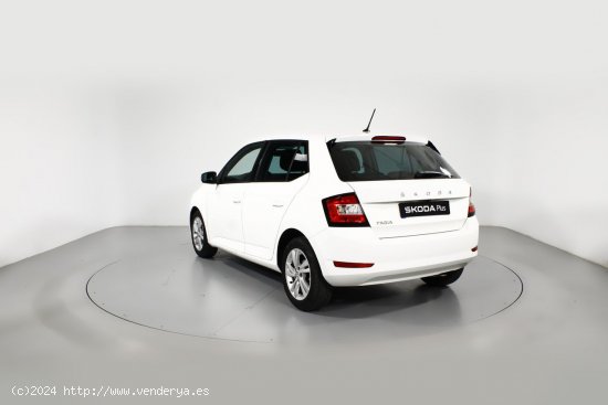 Skoda Fabia 1.0 TSI 70KW DSG AMBITION PLUS 5P - 