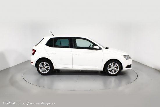 Skoda Fabia 1.0 TSI 70KW DSG AMBITION PLUS 5P - 