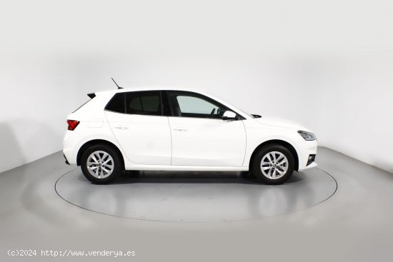 Skoda Fabia SELECTION 1.0 MPI 59KW (80CV) MANUAL 5 VEL. - Barcelona