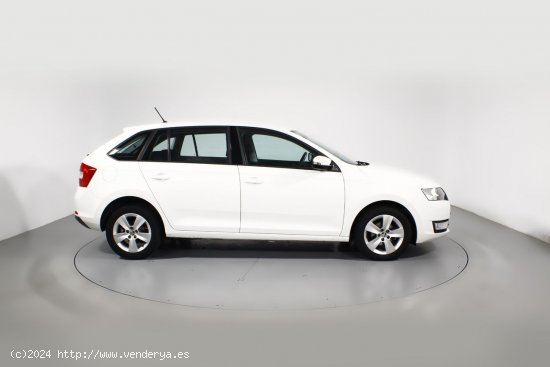 Skoda Rapid 1.2 TSI 90HP DSG SPACEBACK AMBITION 5P - 