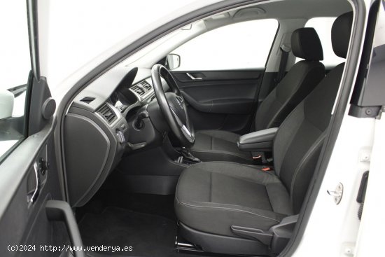 Skoda Rapid 1.2 TSI 90HP DSG SPACEBACK AMBITION 5P - 