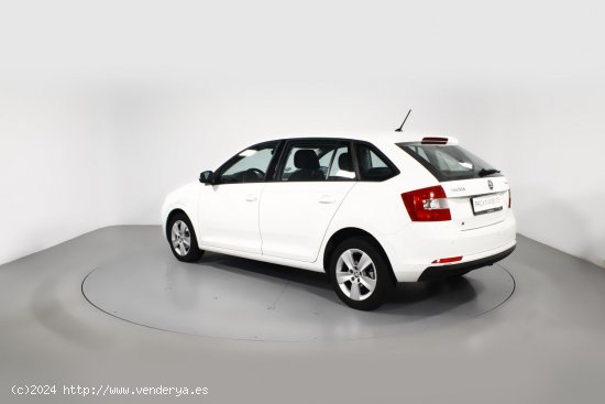 Skoda Rapid 1.2 TSI 90HP DSG SPACEBACK AMBITION 5P - 