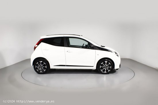 Toyota Aygo 1.0 VVT-I X-SHIFT X-WAVE 5P - Barcelona