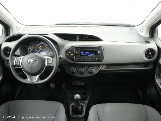 Toyota Yaris 1.0 VVT-I BUSINESS 5P - 