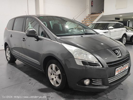 Peugeot 5008 Allure 1.6 e-HDI 110 FAP CMP B.Lion - Gelves