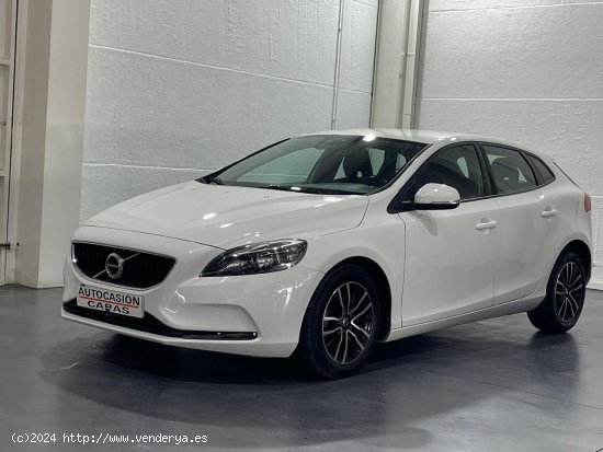  Volvo V40 2.0 D2 Kinetic - Gelves 