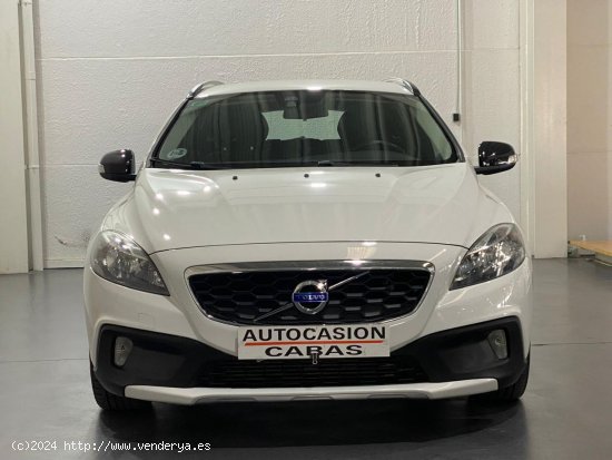 Volvo V40 Cross Country 1.6 D2 Momentum - Gelves