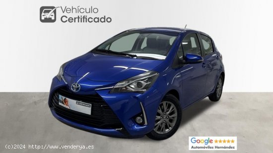  Toyota Yaris Hybrid Active 100 c.v / AUTOMATICO - Córdoba 