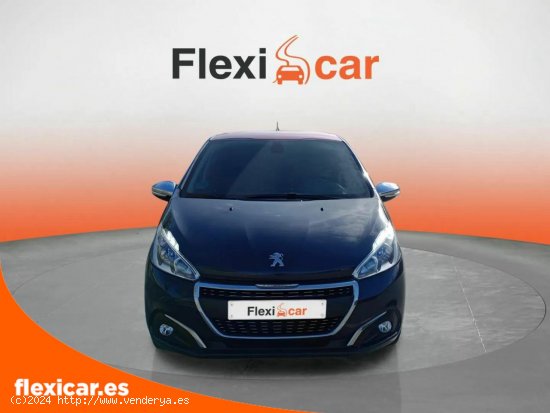 Peugeot 208 5P Signature 1.2L PureTech 81KW (110CV) - Santander