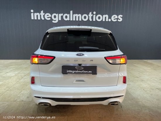 Ford Kuga ST-Line X 1.5T EcoBoost 110kW (150CV) - Sada