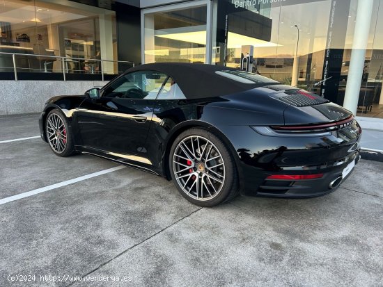 Porsche 911 Carrera 4S - Perillo