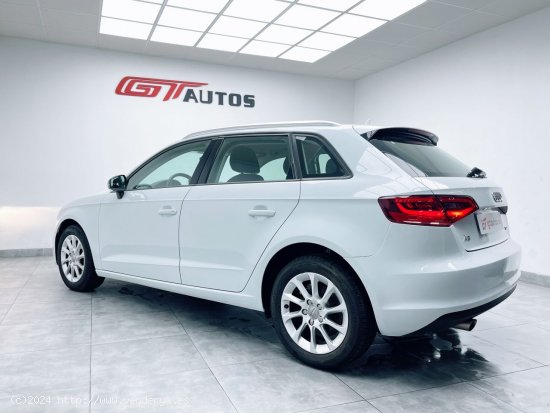 Audi A3 Sportback 1.6 TDI Attraction S tronic 110CV - Málaga