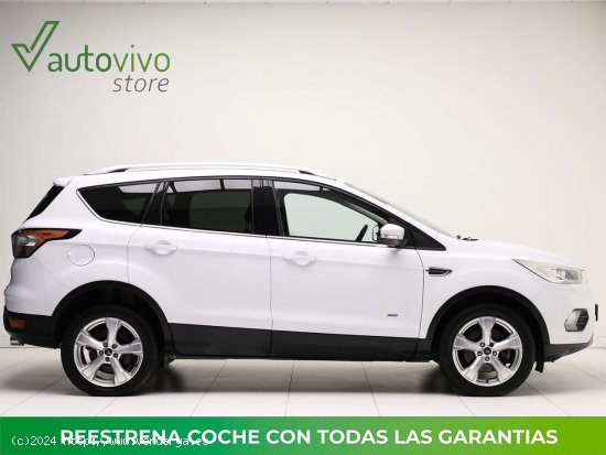 Ford Kuga TITANIUM POWERSHIFT 2.0 TDCI 180 CV 4WD 5P - Sant Boi de Llobregat