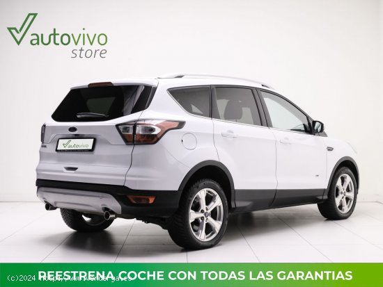 Ford Kuga TITANIUM POWERSHIFT 2.0 TDCI 180 CV 4WD 5P - Sant Boi de Llobregat