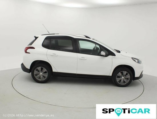 Peugeot 2008   1.2L PureTech 60KW (82CV) S&S Style - SABADELL