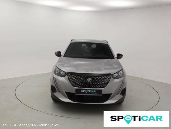 Peugeot 2008   Puretech 100 S&S 6 Vel. MAN Allure - SABADELL