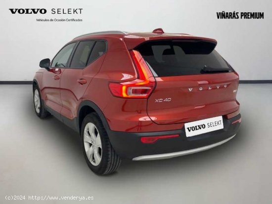 Volvo XC40 D4 Momentum AWD Auto - Señorío de Illescas