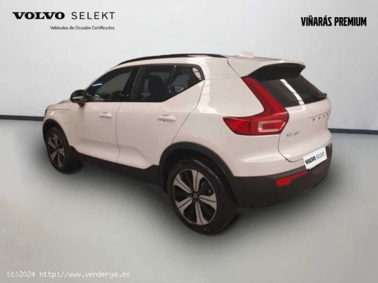 Volvo XC40 Recharge Plus, T4 plug-in hybrid,Eléctrico/Gasolina, Dark - Señorío de Illescas