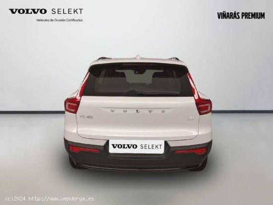 Volvo XC40 Recharge Plus, T4 plug-in hybrid,Eléctrico/Gasolina, Dark - Señorío de Illescas