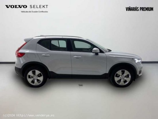 Volvo XC40 T3 MOMENTUM PRO AUTOMATICO - Señorío de Illescas