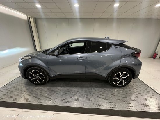 Toyota C-HR 2.0 HYBRID ADVANCE  184 CV - Zaratán