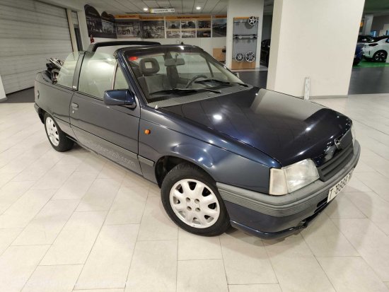 Opel Kadett Cabrio 1.6 S 90CV - Lleida