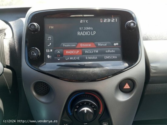 Toyota Aygo 1.0 70 x-play - Telde