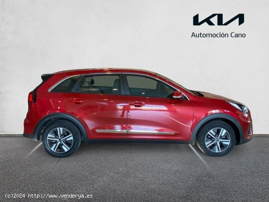 Kia Niro 1.6 GDi PHEV 104kW (141CV) Concept RUNWAY RED - València