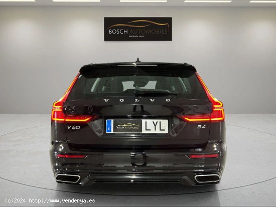 Volvo V60 2.0 B4 G Plus Dark Auto 197cv - Vilassar de Dalt