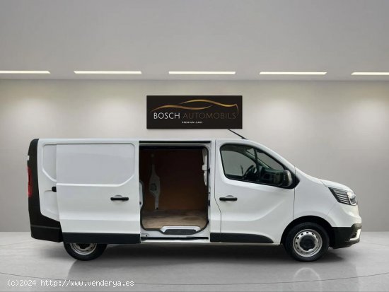 Renault Trafic 2.0dCI 130cv Larga - Vilassar de Dalt