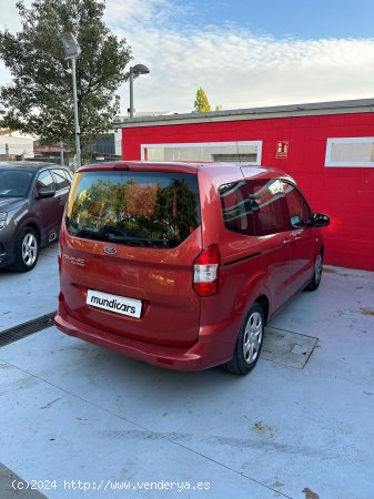 Ford Tourneo Courier 1.5 TDCi 70kW (95CV) Trend - Granollers