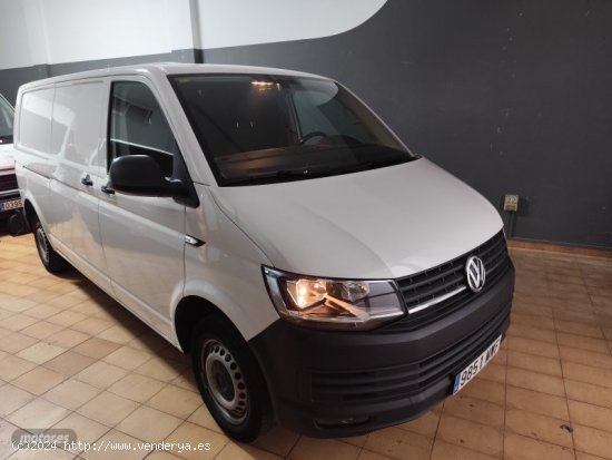  Volkswagen Transporter 2.0 tdi de 2019 con 178.000 Km por 17.500 EUR. en Pontevedra 