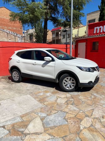 Nissan Qashqai 1.2i DIG-T ACENTA 4X2 - Sabadell