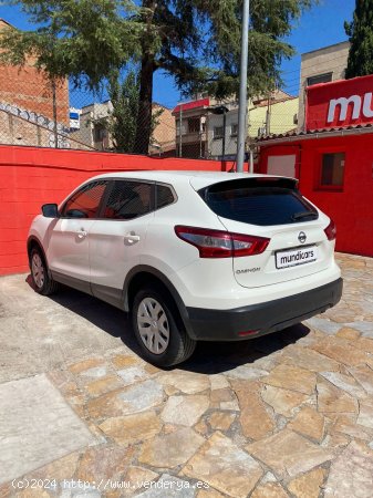 Nissan Qashqai 1.2i DIG-T ACENTA 4X2 - Sabadell