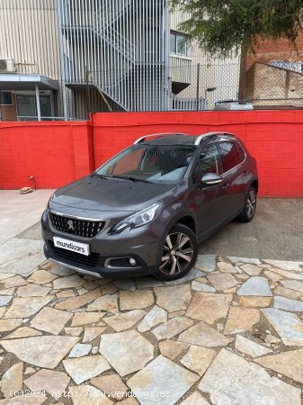 Peugeot 2008 Allure 1.2 PureTech 81KW (110CV) Auto - Sabadell