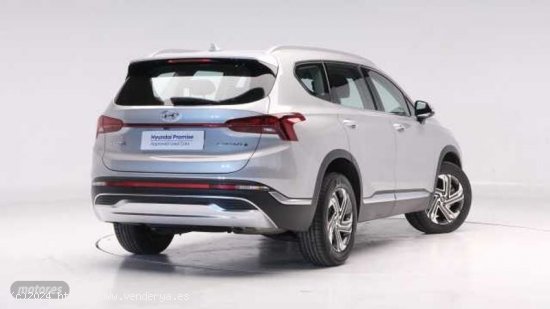 Hyundai Santa Fe Santa Fe 2.2CRDi Maxx 7pl 2WD 8DCT de 2023 con 19.497 Km por 37.900 EUR. en Murcia