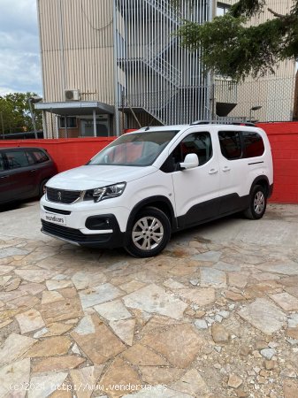 Peugeot Rifter Allure Pack Long BlueHDi 96kW 7 plazas - Blanes