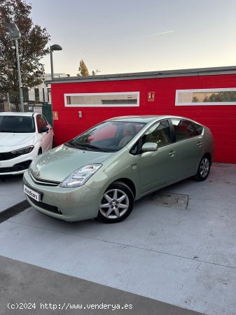 Toyota Prius 1.5 VVT-i HSD - Granollers