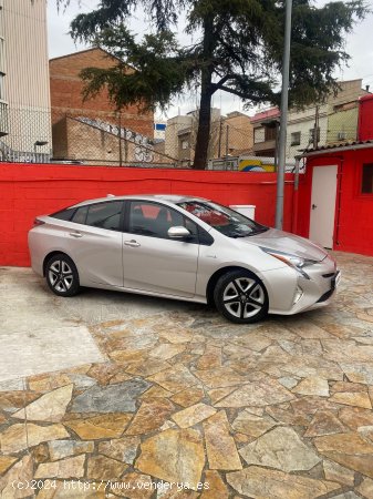 Toyota Prius 1.8 Prius hibrido - Sabadell