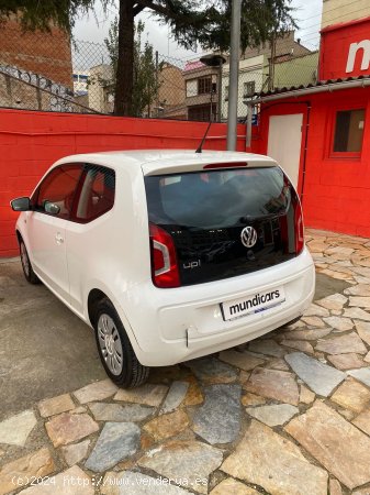 Volkswagen up! 1.0 60cv ASG Move up! - Blanes