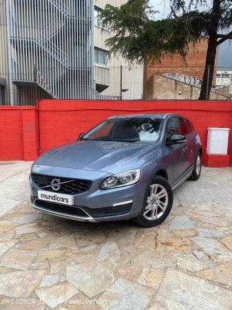 Volvo V60 Cross Country 2.0 D3 Plus - Sabadell