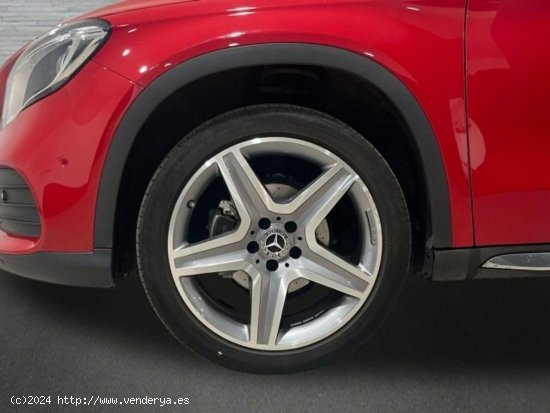 Mercedes-benz Clase Gla 180 Amg Line (euro 6d-temp) - BADAJOZ