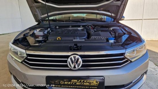 Volkswagen Passat Variant 2.0TDI 150CV  ESTA NUEVO - Badajoz