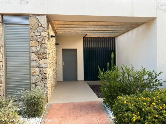 Villajoyosa paraíso vendo bungalow de 3 dormitorios dos baños.milpisos.es - ALICANTE