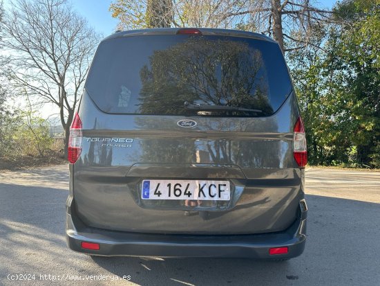 Ford Tourneo Courier 1.5 TDCI 95cv - Les Franqueses