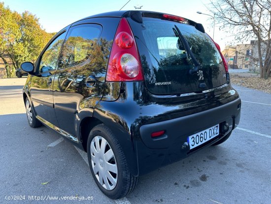 Peugeot 107 5p Basic  1.0 i 68cv - Les Franqueses