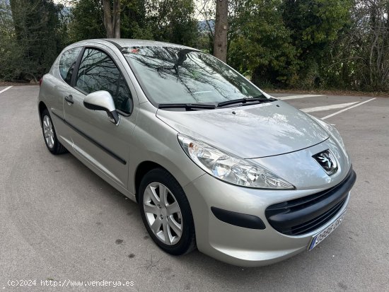 Peugeot 207 1.4 HDI  68cv - Les Franqueses