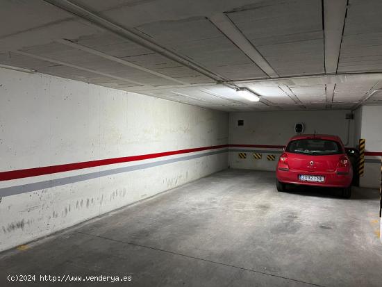 Plaza de garaje para 2 coches!!! - ALICANTE