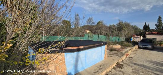 Chalet en venta Olocau - VALENCIA